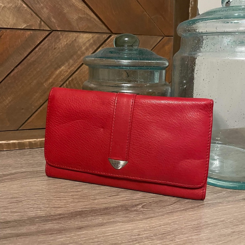 Vintage Dockers Tri-Fold Leather Long Wallet in Red